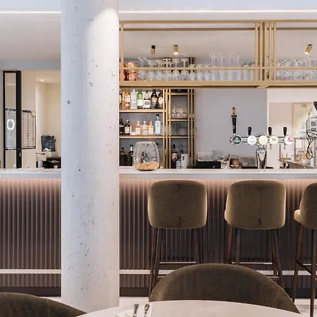 The Cornr Szálloda 4*