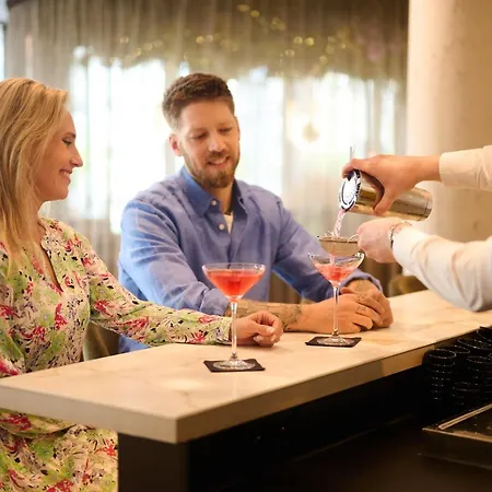 The Cornr Szálloda 4*