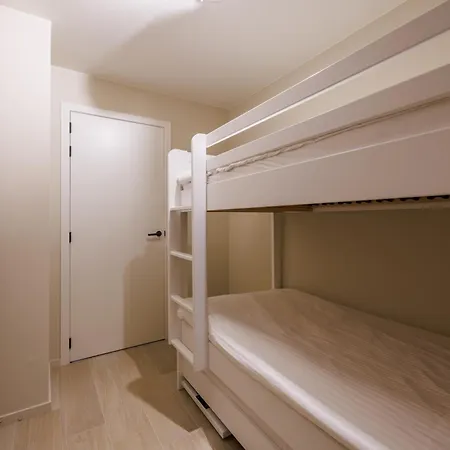 Hotel The Cornr 4*