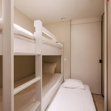 Hotel The Cornr