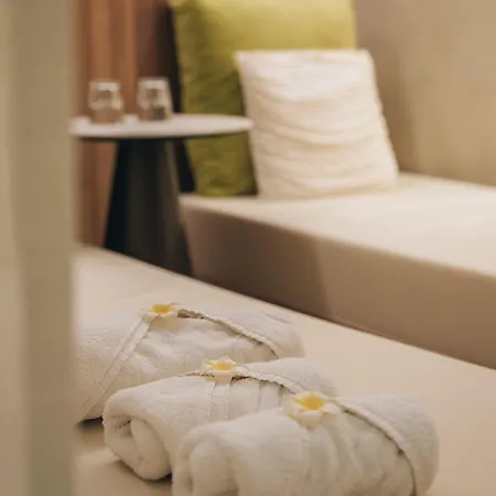 The Cornr Hotel